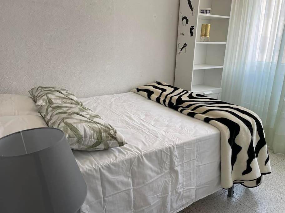 Flamenco Chill Apartment Torrevieja Eksteriør bilde