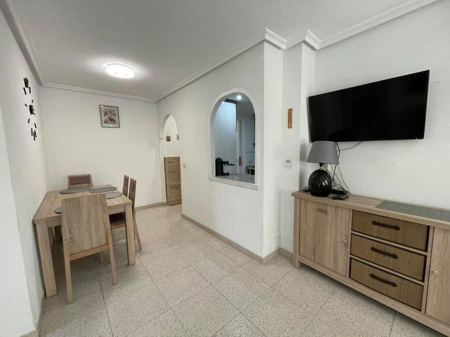 Flamenco Chill Apartment Torrevieja Eksteriør bilde