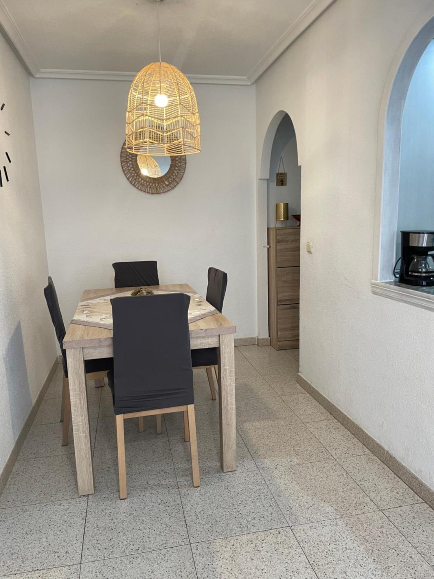Flamenco Chill Apartment Torrevieja Eksteriør bilde